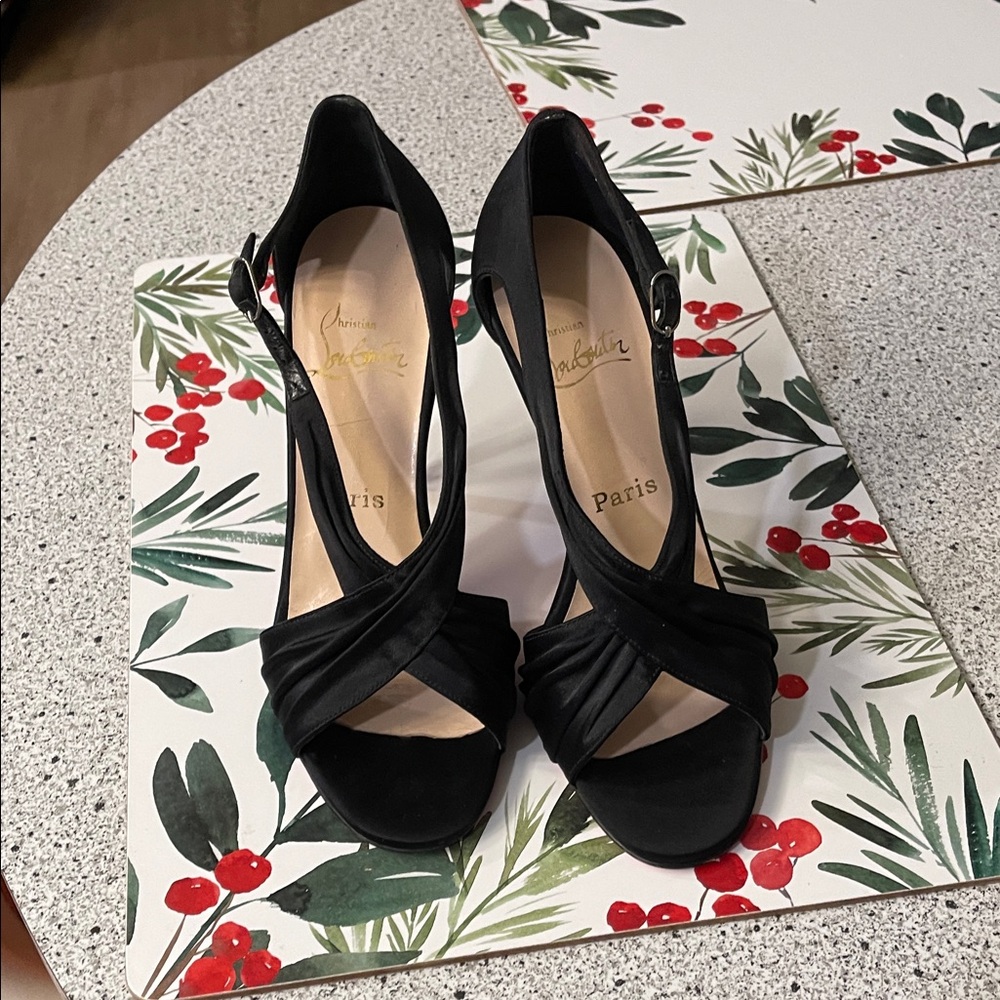 Christian Louboutin Elegant Satin Black Heels - Picture 5 of 6